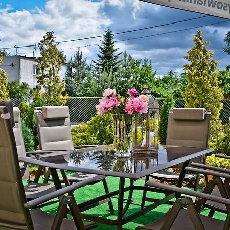 Hotel Sportwerk Tyniec Maly Bagian luar foto