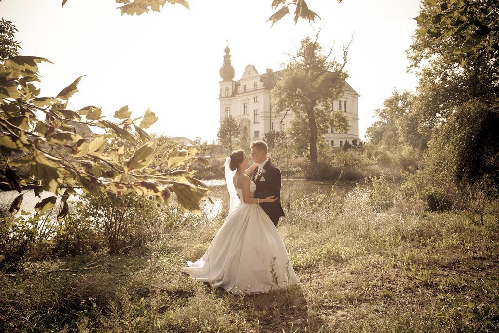 Hotel Sportwerk Tyniec Maly Bagian luar foto